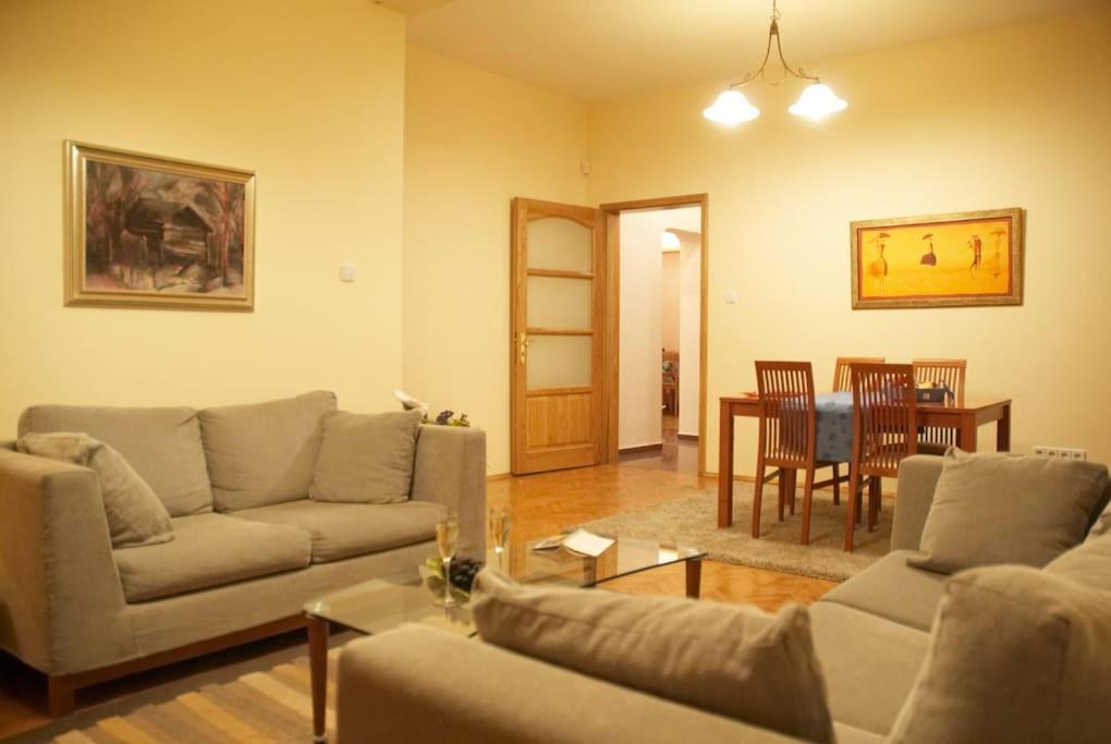 Alegra Apartment In Sofia Downtown Екстер'єр фото